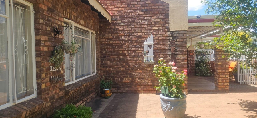 3 Bedroom Property for Sale in Camelot Northern Cape